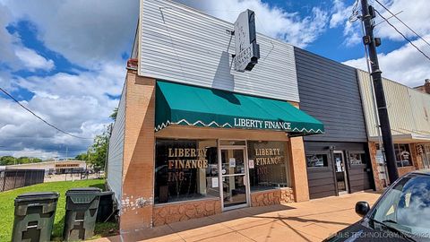 Office in Okmulgee OK 215 E 6th Street.jpg