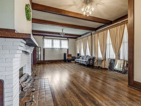 Single Family Residence in Okmulgee OK 820 N Grand Avenue 13.jpg