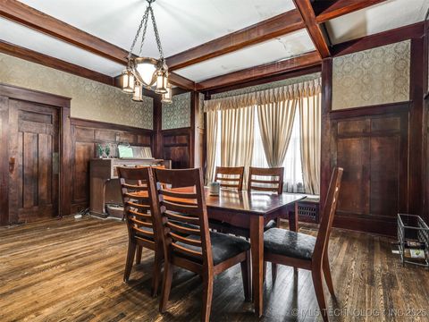 Single Family Residence in Okmulgee OK 820 N Grand Avenue 17.jpg