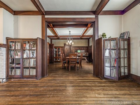 Single Family Residence in Okmulgee OK 820 N Grand Avenue 16.jpg