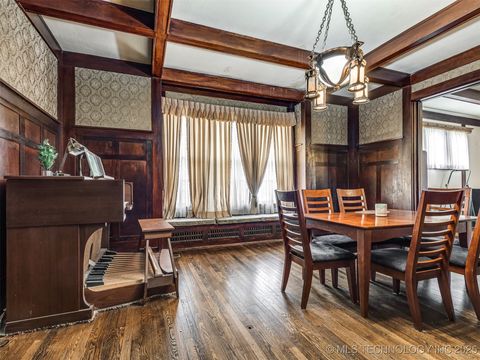 Single Family Residence in Okmulgee OK 820 N Grand Avenue 21.jpg