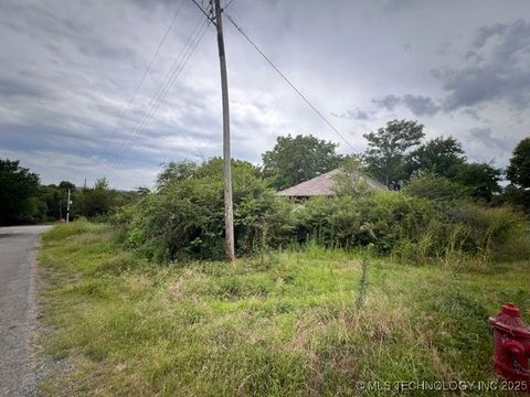  in Mccurtain OK 108 Howell.jpg
