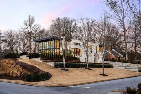 Single Family Residence in Atlanta GA 14 Lake Forrest Lane.jpg