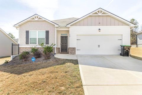 Single Family Residence in Bonaire GA 115 Taylor Woods Court.jpg