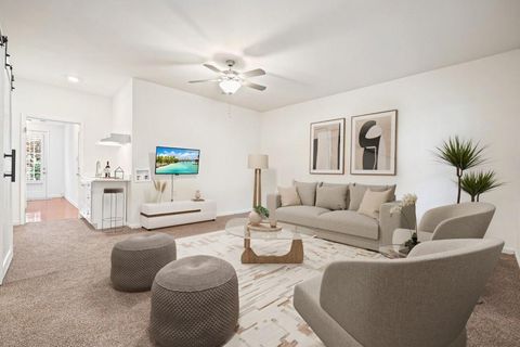 Townhouse in Roswell GA 3604 WATERS EDGE Trail.jpg