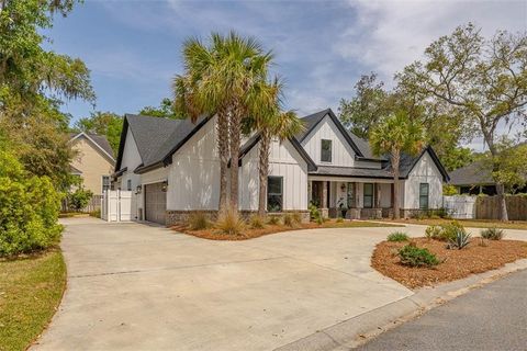 Single Family Residence in St. Simons GA 121 Calwell Street.jpg
