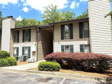 Condominium in Atlanta GA 9400 Roberts Drive #7M.jpg