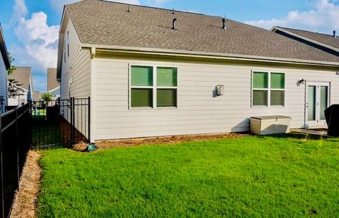 Single Family Residence in Canton GA 513 Forest Lane 37.jpg