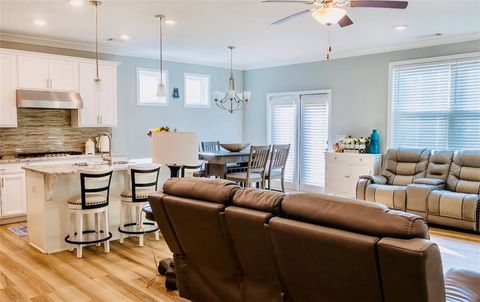 Single Family Residence in Canton GA 513 Forest Lane 12.jpg