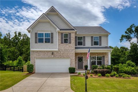Single Family Residence in Cumming GA 6510 Boulder Ridge.jpg