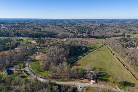 Single Family Residence in Winston GA 3721 Mason Creek Road.jpg