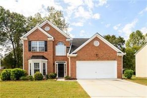Single Family Residence in Grayson GA 2715 Haynes Club Circle Cir.jpg