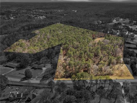 Single Family Residence in Conyers GA 3250 Klondike.jpg
