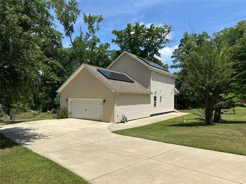 Single Family Residence in Bonaire GA 105 WRIGHT Lane.jpg