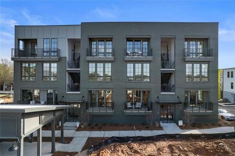 Condominium in Atlanta GA 924 Hughley Circle Cir #82.jpg