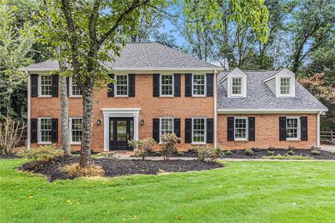 Single Family Residence in Roswell GA 1802 Hedge Sparrow Court.jpg
