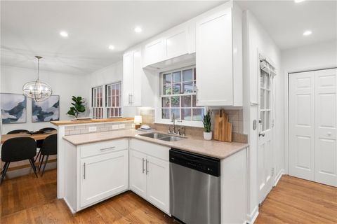 Single Family Residence in Atlanta GA 1597 Fama Drive 10.jpg