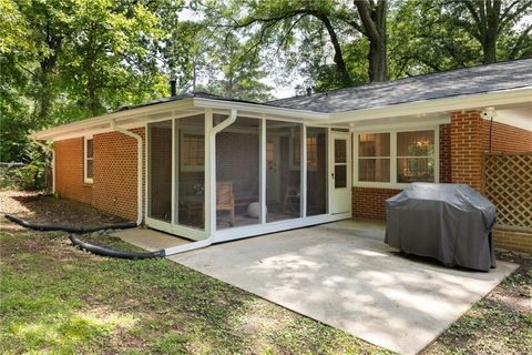 Single Family Residence in Atlanta GA 1597 Fama Drive 19.jpg