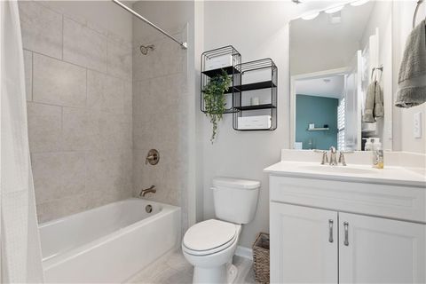 Townhouse in Roswell GA 10200 Windalier Way 38.jpg