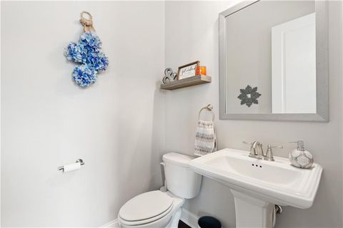 Townhouse in Roswell GA 10200 Windalier Way 42.jpg