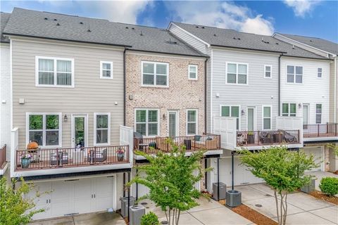 Townhouse in Roswell GA 10200 Windalier Way 10.jpg