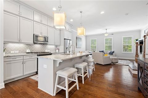 Townhouse in Roswell GA 10200 Windalier Way 20.jpg