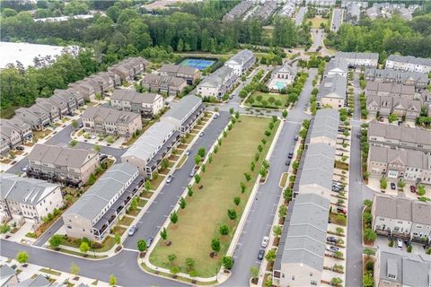 Townhouse in Roswell GA 10200 Windalier Way 59.jpg