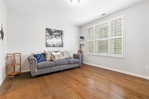 Townhouse in Roswell GA 10200 Windalier Way 40.jpg