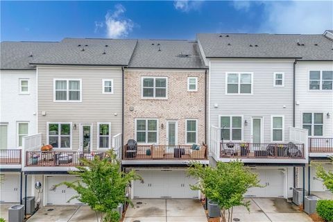 Townhouse in Roswell GA 10200 Windalier Way 9.jpg