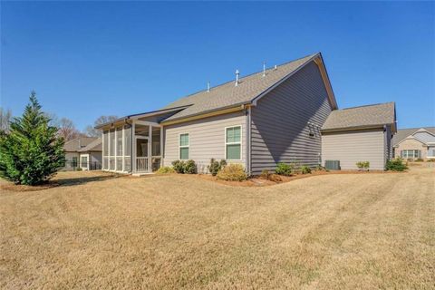 Single Family Residence in Monroe GA 290 Club Drive 2.jpg