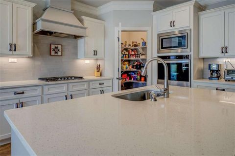 Single Family Residence in Monroe GA 290 Club Drive 13.jpg
