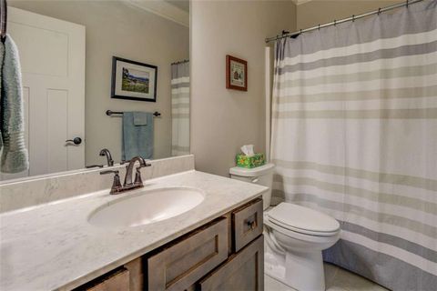 Single Family Residence in Monroe GA 290 Club Drive 23.jpg