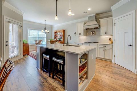 Single Family Residence in Monroe GA 290 Club Drive 10.jpg