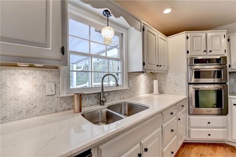 Single Family Residence in Johns Creek GA 3045 Hartridge Drive 16.jpg