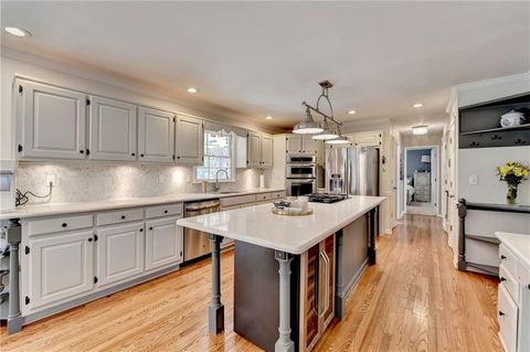 Single Family Residence in Johns Creek GA 3045 Hartridge Drive 13.jpg