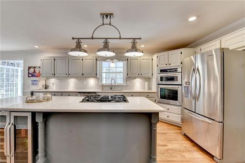Single Family Residence in Johns Creek GA 3045 Hartridge Drive 17.jpg