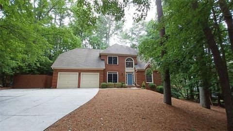 Single Family Residence in Alpharetta GA 5190 SOUTHLAKE Drive.jpg