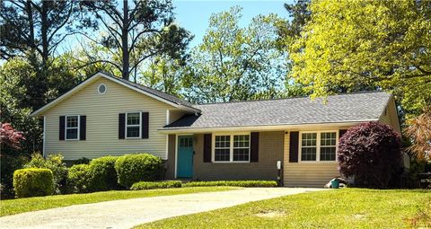 Single Family Residence in Marietta GA 1105 Woodleigh Road.jpg