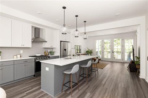 Townhouse in Atlanta GA 1788 Peach Blossom Lane 9.jpg