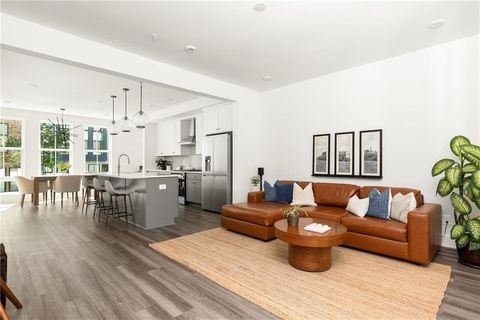 Townhouse in Atlanta GA 1788 Peach Blossom Lane 10.jpg