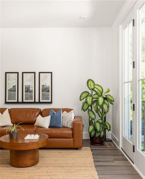 Townhouse in Atlanta GA 1788 Peach Blossom Lane 17.jpg