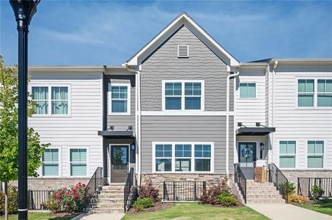 Townhouse in Atlanta GA 1947 Drew Drive.jpg