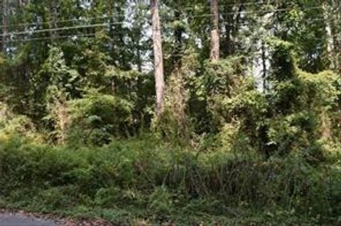 Single Family Residence in Mableton GA 514 /520 Cardell Circle.jpg