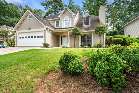 Single Family Residence in Roswell GA 1055 Wellers Court.jpg