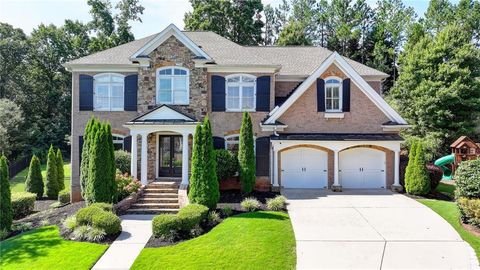 Single Family Residence in Suwanee GA 7405 Ledgewood Way.jpg