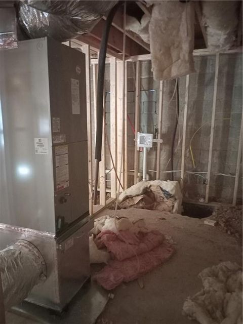 Single Family Residence in Atlanta GA 110 Dahlia Avenue 22.jpg