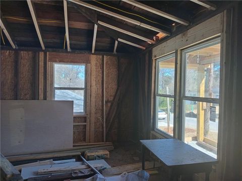 Single Family Residence in Atlanta GA 110 Dahlia Avenue 6.jpg
