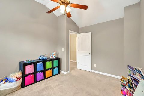 Single Family Residence in Cumming GA 3975 Silverthorn Trace 33.jpg