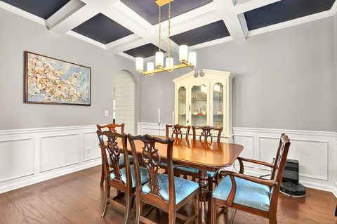 Single Family Residence in Cumming GA 3975 Silverthorn Trace 7.jpg