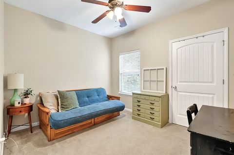 Single Family Residence in Cumming GA 3975 Silverthorn Trace 22.jpg